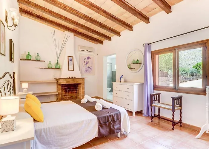 Suau Petit By 포엔샤 항구